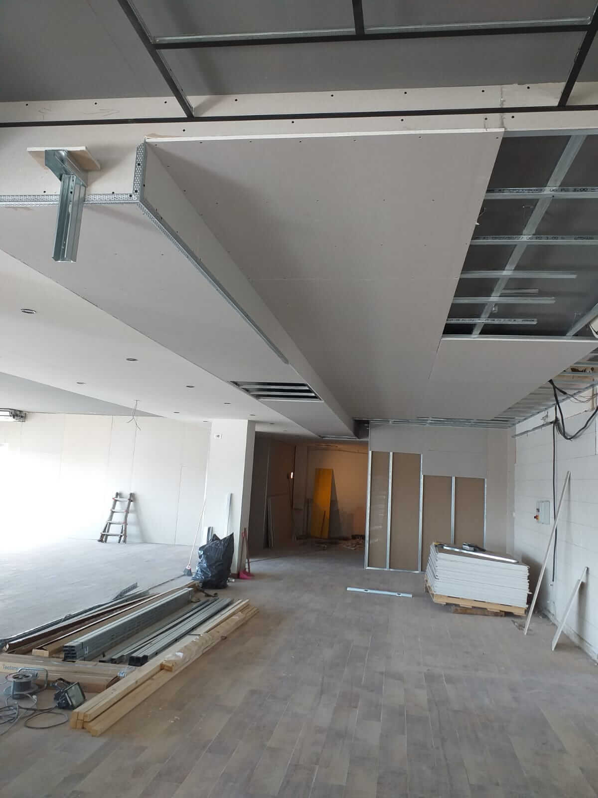 Veletta cartongesso , illuminazione veletta controsoffitto Veletta cartongesso , illuminazione veletta controsoffitto
