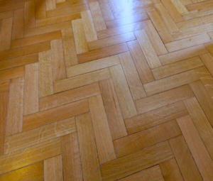 Scopri di più sull'articolo Pavimenti per Effetto Marmo Lucido: Tipi e Modelli