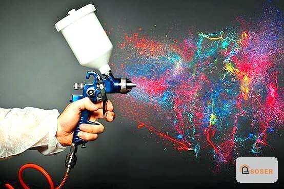 Pistola spray per imbiancatura professionale con vernice colorata a Milano
